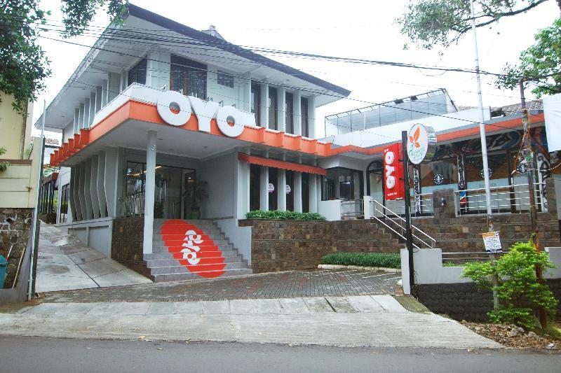 Oyo 202 Kuwera Inn Бандунг Екстер'єр фото
